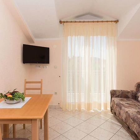 Topic Apartments Водице Екстериор снимка