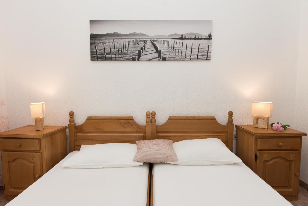 Topic Apartments Водице Екстериор снимка