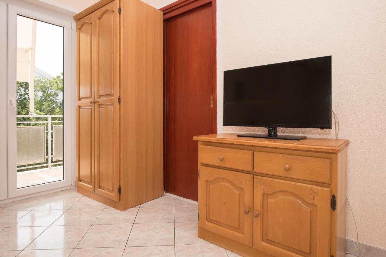 Topic Apartments Водице Екстериор снимка