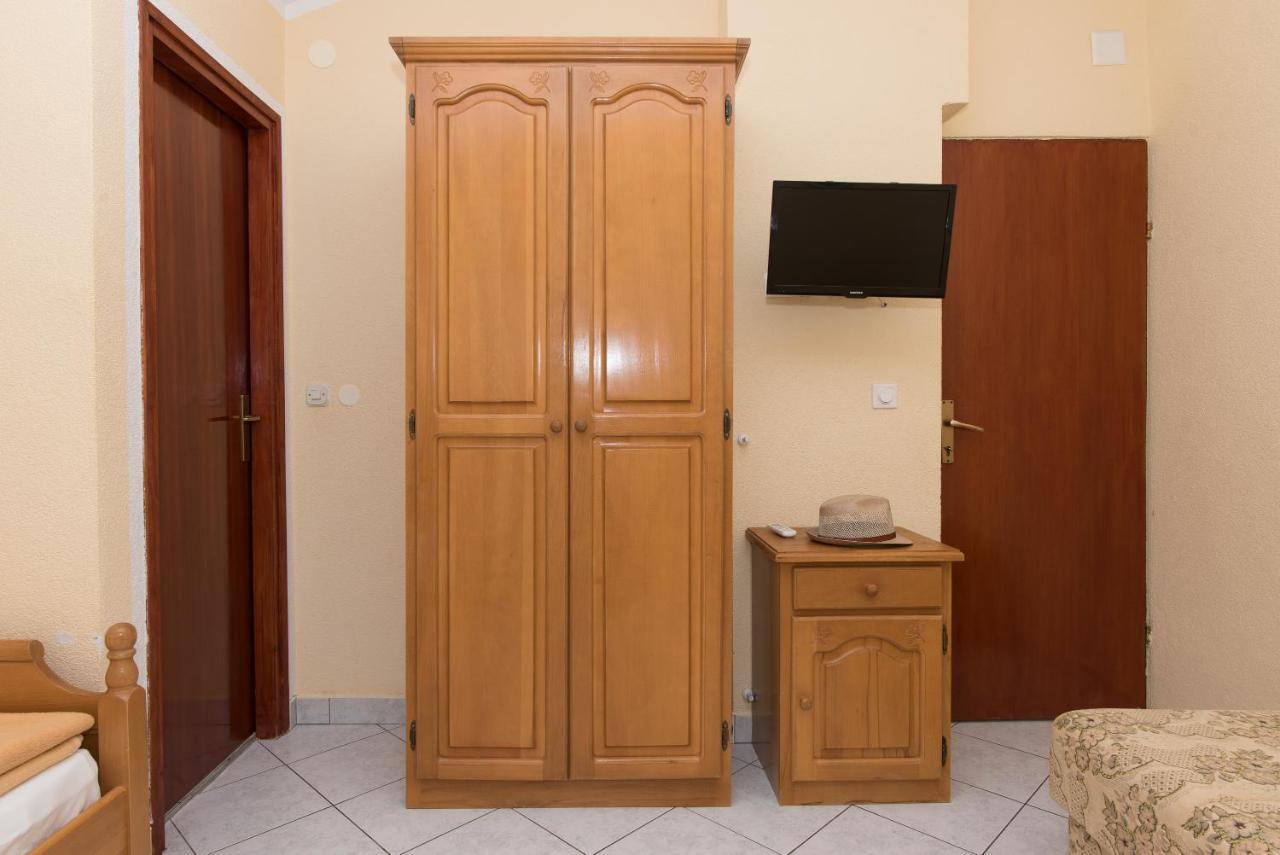 Topic Apartments Водице Екстериор снимка