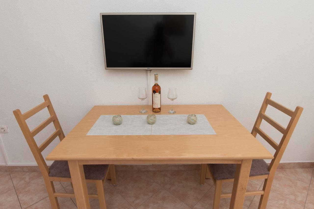 Topic Apartments Водице Екстериор снимка