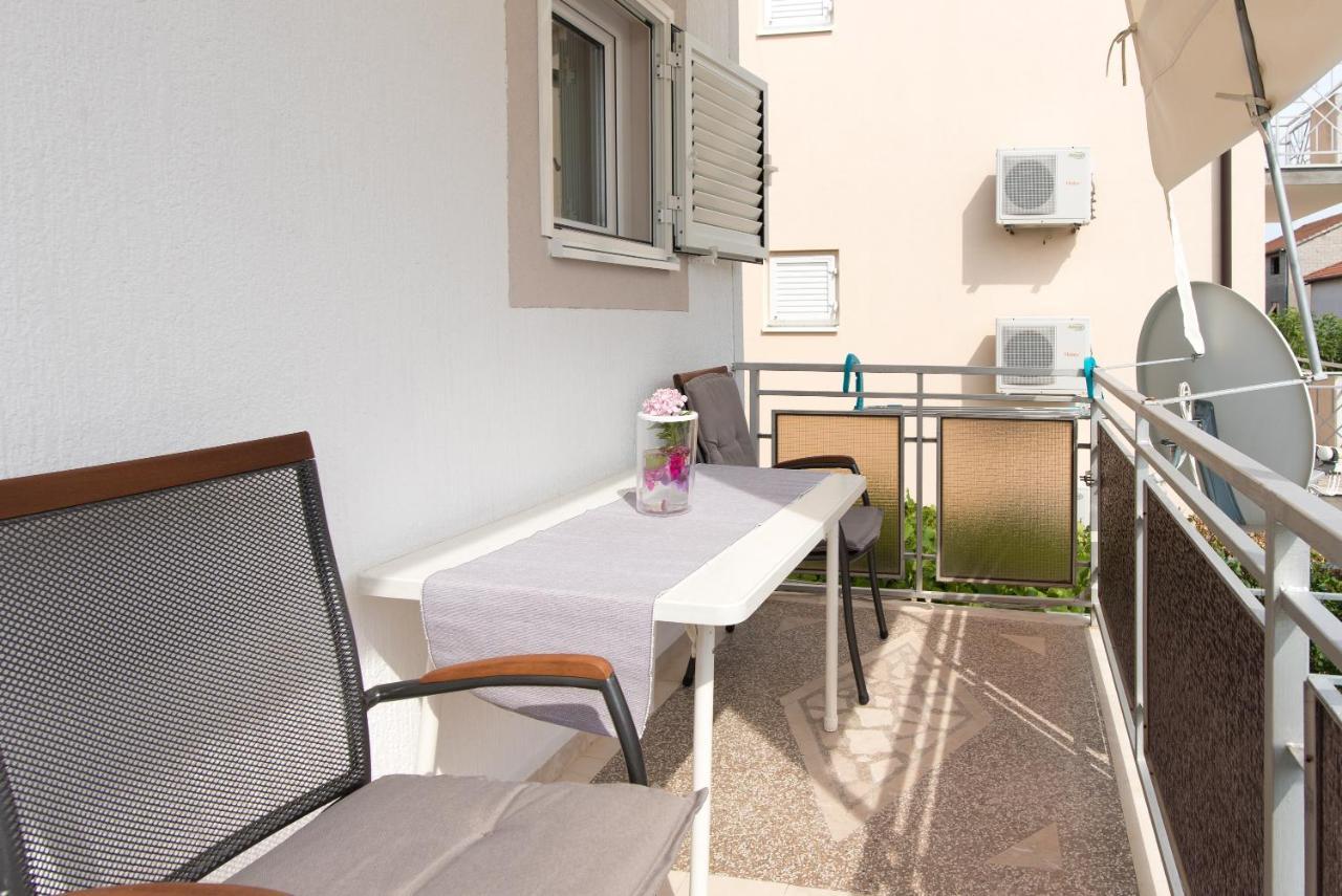 Topic Apartments Водице Екстериор снимка