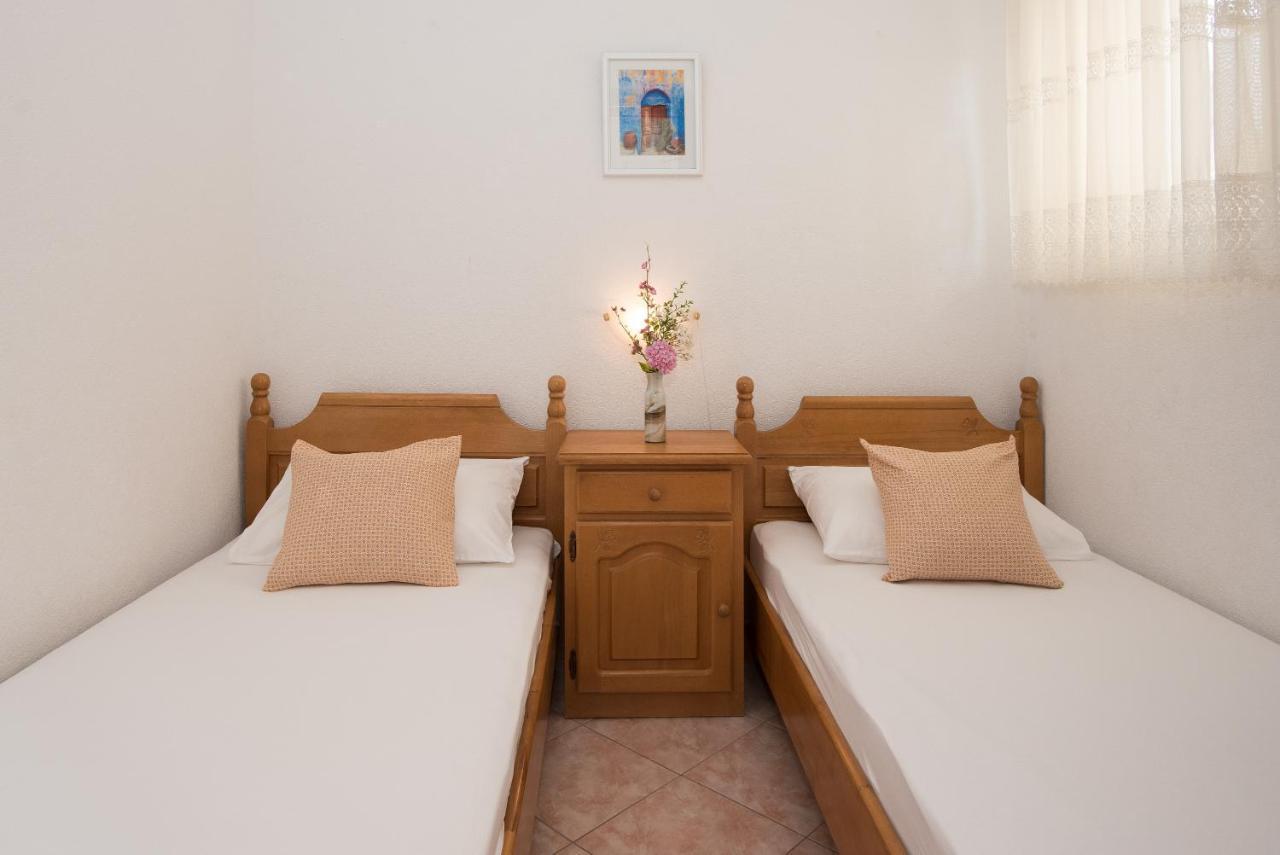 Topic Apartments Водице Екстериор снимка