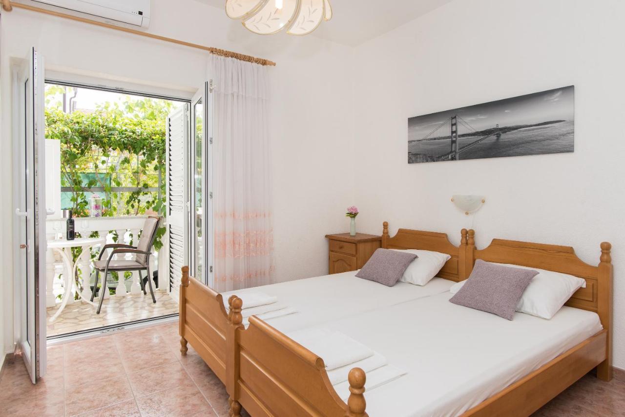 Topic Apartments Водице Екстериор снимка