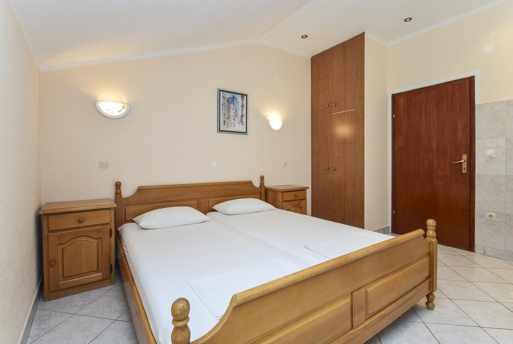 Topic Apartments Водице Екстериор снимка