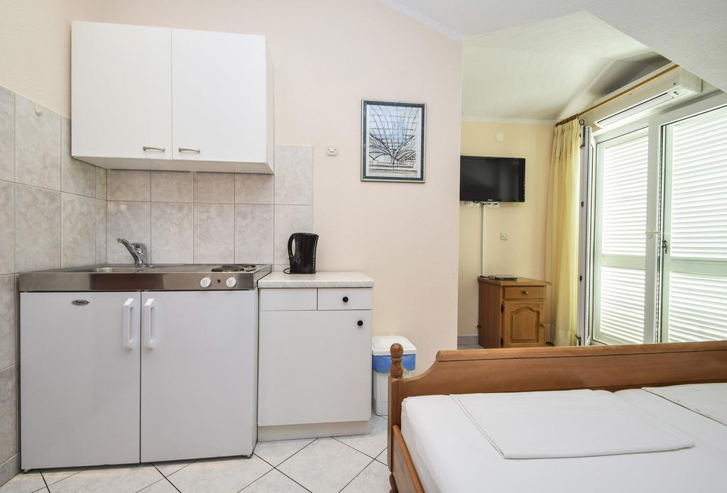 Topic Apartments Водице Екстериор снимка